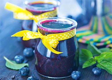 Blueberry jam: mabilis na mga recipe para sa taglamig, mga pamamaraan ng pagluluto nang walang kumukulo, na may mga prutas at gelatin