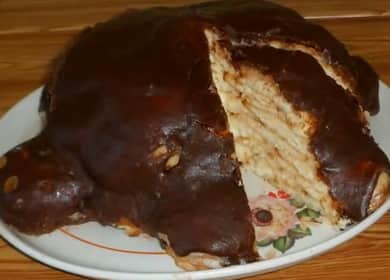 Ang sunud-sunod na Turtle cake na hakbang-hakbang na may larawan