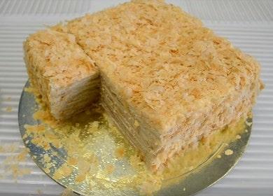 Готвене на вкусна торта Наполеон от готова рецепта за бутер тесто със стъпка по стъпка снимки.
