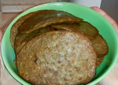 Ang mga pancake ng atay ng baka sa atay - isang napaka-simpleng recipe