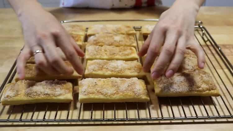 Puff pastry cookies - isang napaka-simpleng recipe