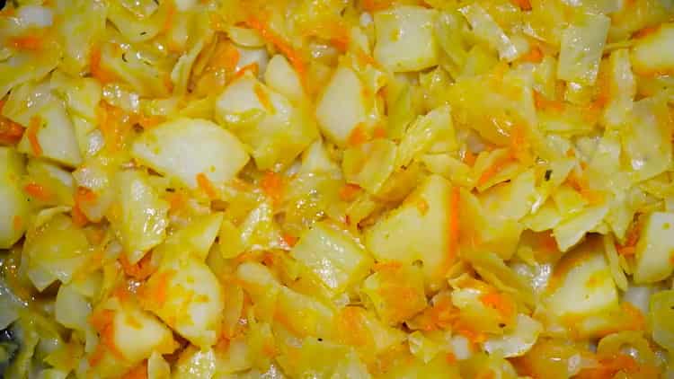 Braised repolyo na may patatas - simple at masarap