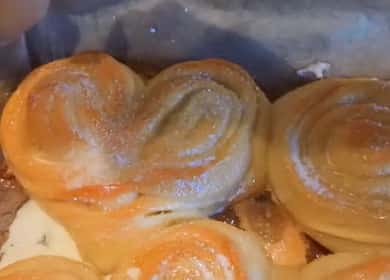 Ang mga puso ng Muffins na may asukal: isang recipe ng hakbang-hakbang na may mga larawan