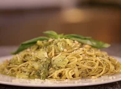 Hindi kapani-paniwalang masarap na pasta ng Italya na may pesto 🍝