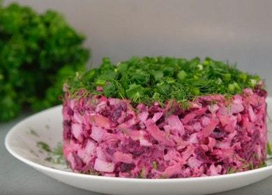 Isang simple at masarap na salad ng mga inihaw na beets na may keso at itlog 🥗