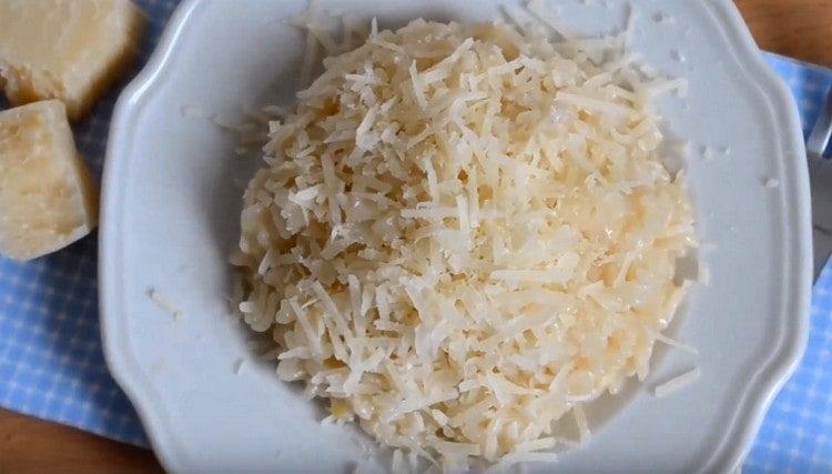 Ngayon alam mo na ang klasikong resipe ng risotto.