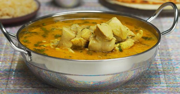 Curryhuhn in der Kokosmilch - indisches Rezept